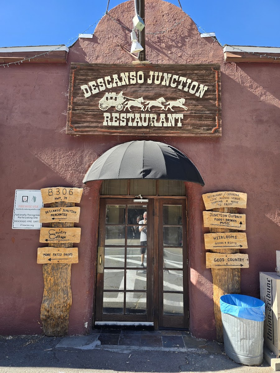 Descanso Junction Restaurant And Catering